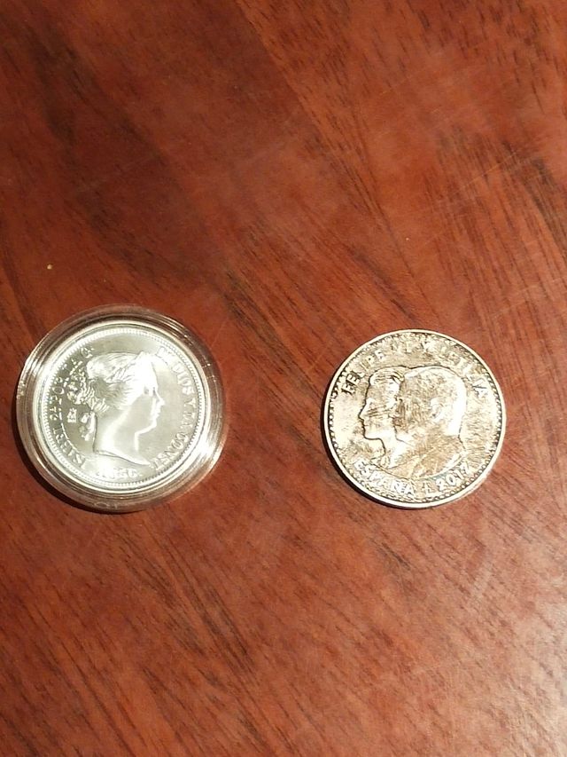 Moneda 20 reales y moneda conm. UE 30 eur.
