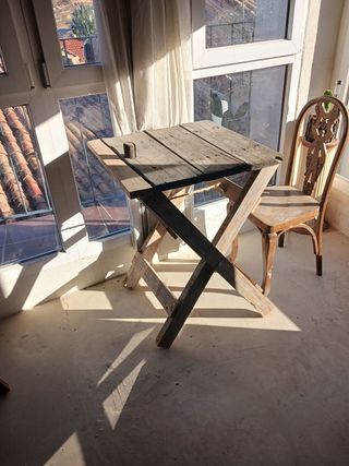 Tavolo pieghevole in legno