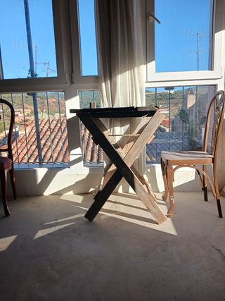 Tavolo pieghevole in legno