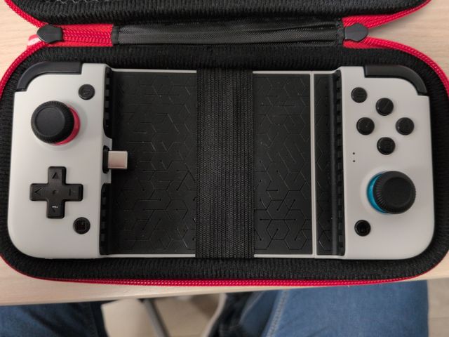 Gamesir X2 USB-C con funda original