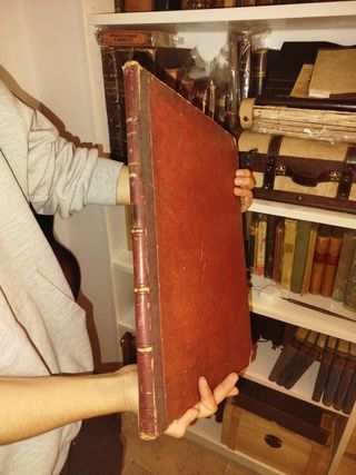 Libro Antiguo de perrault