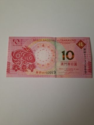Macao 10 patatas.