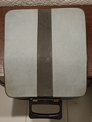 Olivetti Lettera 32: Máquina de escribir