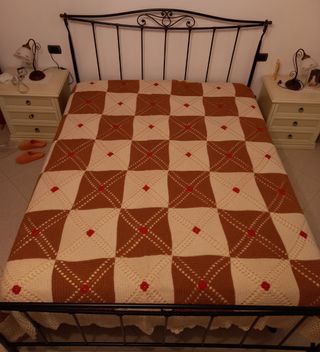 Coperta lana fatta a mano beige e marrone