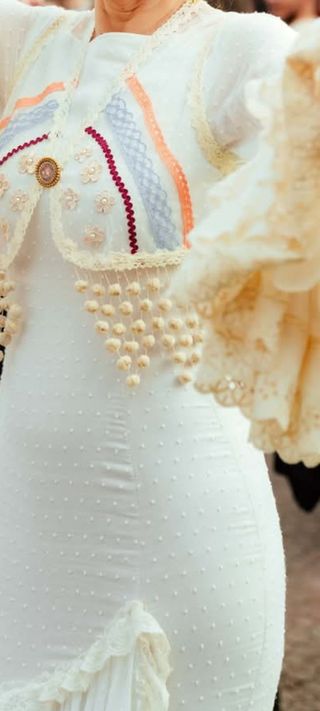 Vestido Flamenca y chaleco.