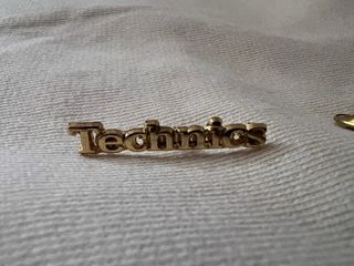 Pin Technics Dorado