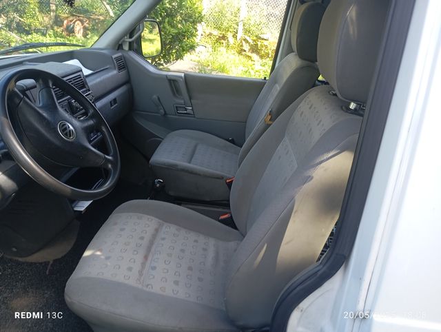 Volkswagen Caravelle 2001