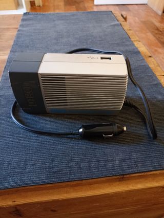 Inverter portátil marca Waeco 12-230 voltios, 120w