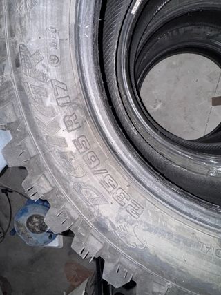 Neumáticos todo terreno 235/65 R17
