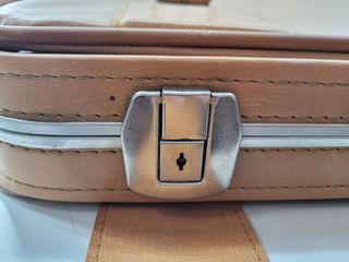 DOS MALETAS DE CUERO