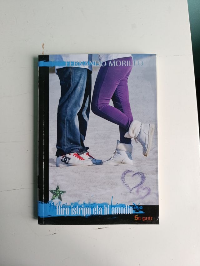 Libro "Hiru istripu eta bi amodio"