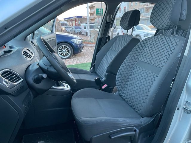 Renault Scenic 2011