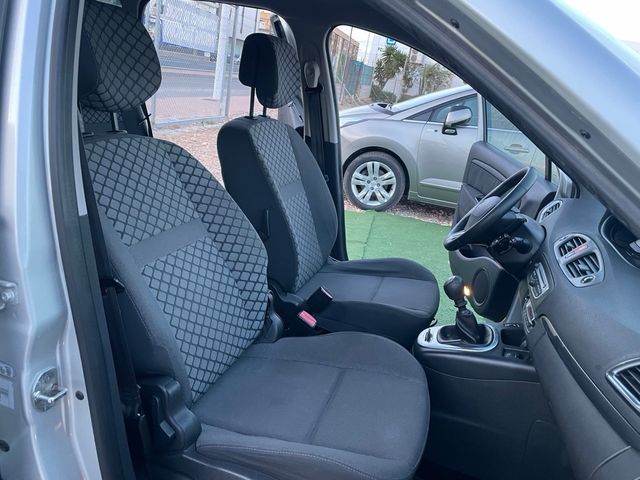 Renault Scenic 2011