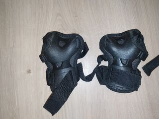 Rodilleras, coderas y protector manos junior.