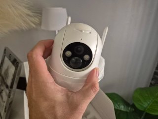 Camara seguridad Exterior V380 con tarjeta 64 gb