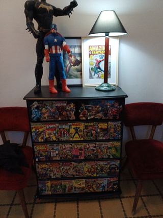 Cajonera madera macizaSúper héroes Marvel.
