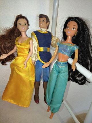 Muñecas Disney: Princesas (Príncipes vendidos) 40€