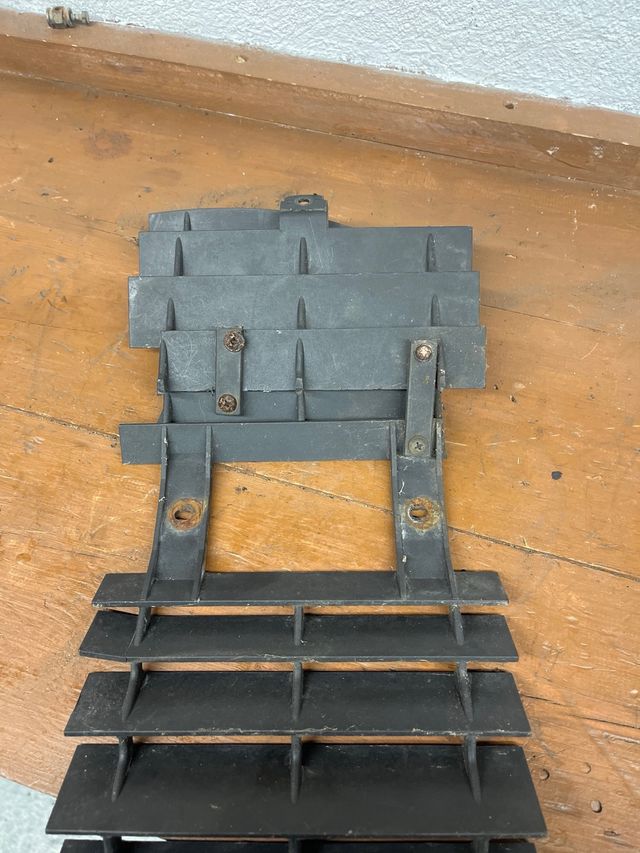 Rejilla radiador Derbi original