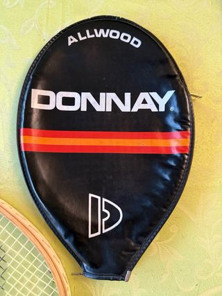 Raqueta de tenis vintage de Donnay
