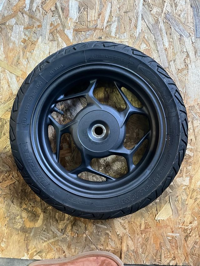 Roda traseira Honda PCX 125 2023