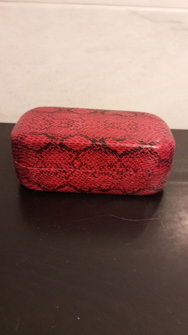 Caixa para óculos de sol