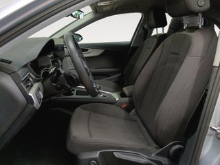 Audi A4 35 eTFSI advanced