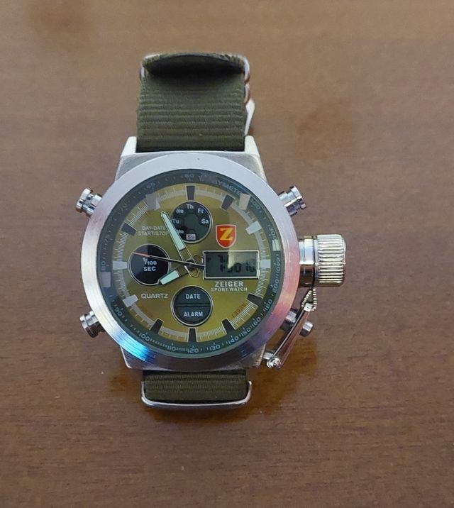 Reloj Zeiger de segunda mano por 15 EUR en O Carballiño en WALLAPOP