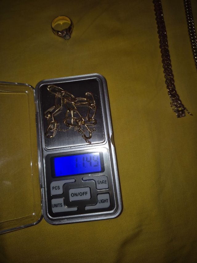 Pulsera de oro. Maciza