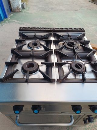 Cocina industrial Jemy 4 fuegos