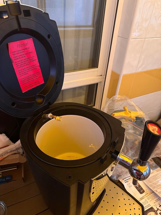 Tirador/Grifo de cerveza o bebida fresca Di4