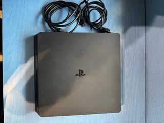 PS4 SLIM 1TB