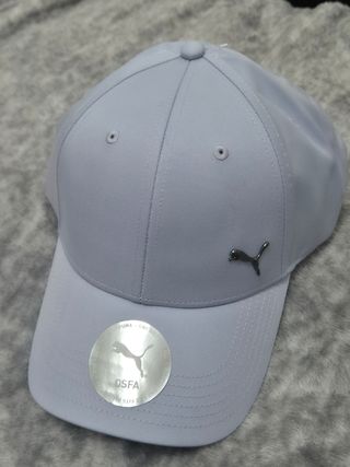 Gorra Puma color gris claro metalizado