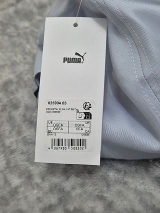 Gorra Puma color gris claro metalizado