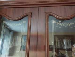 Mueble comedor ,.marron , en muy bien estado