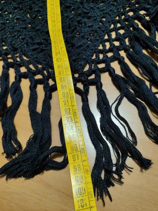 Scialle fatto all'uncinetto