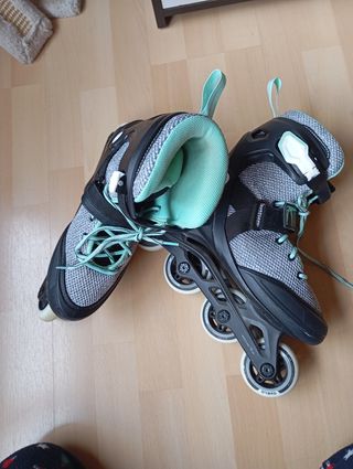 Patines con bolsa de transporte 