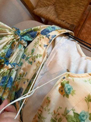 Traje de niña de flamenca