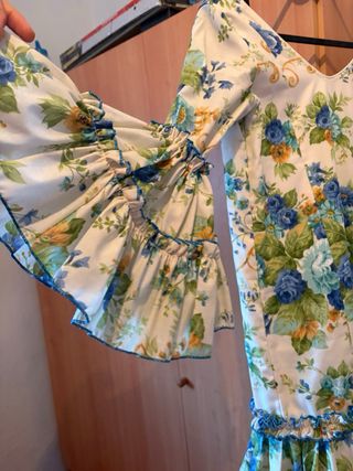 Traje de niña de flamenca