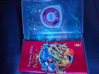 PSP con funda y juegos