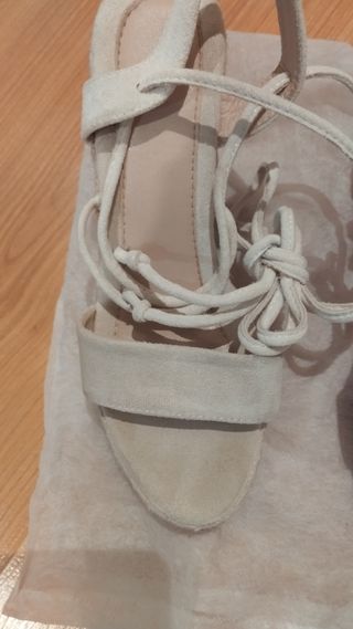 Cuñas beige altas talla 37