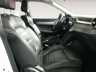 MG ZS Luxury