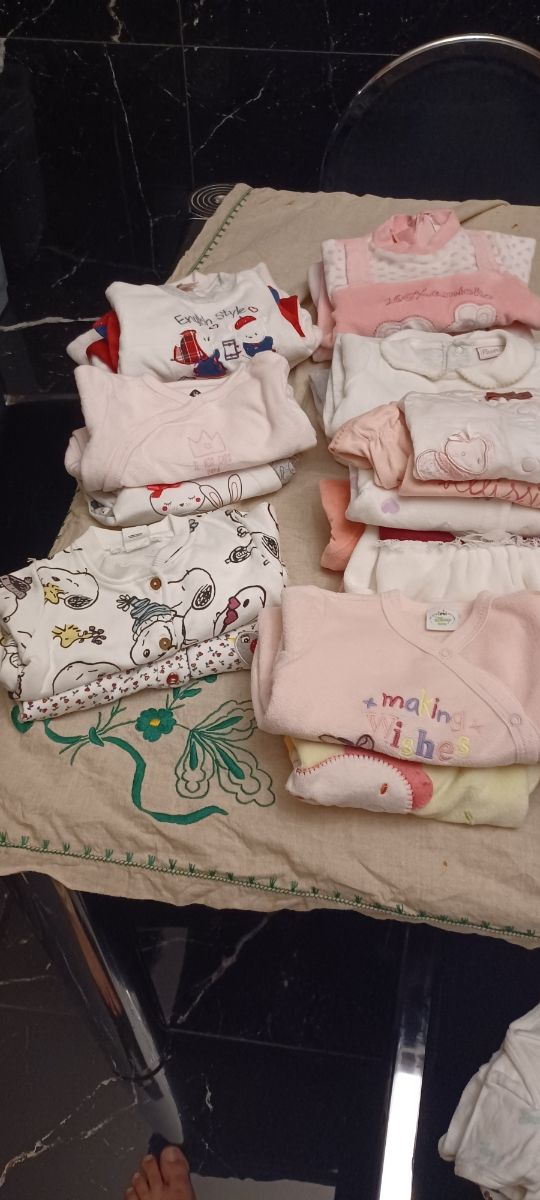 Lotto abbigliamento neonata 1 3 mesi invernali