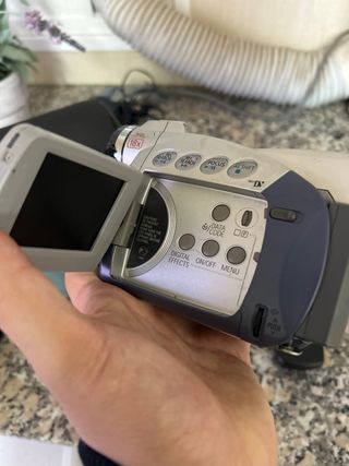 Camara Canon MV800 + estuche