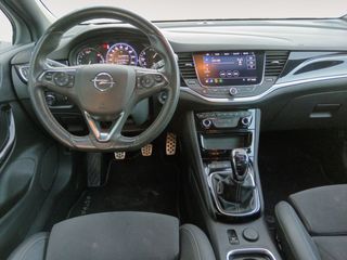 Opel Astra Ultimate