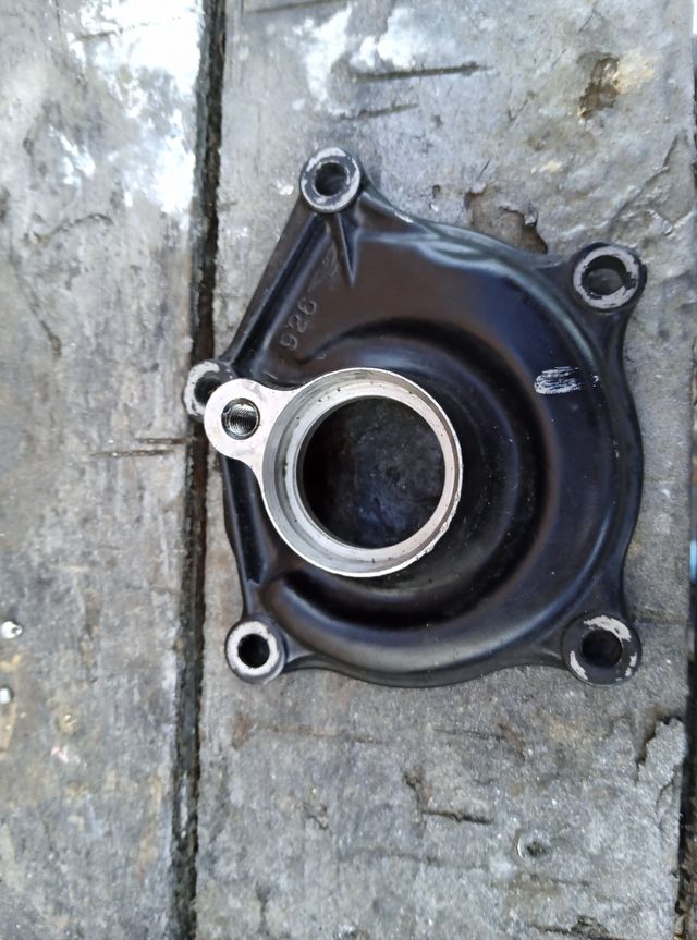 Gpx 750 tapa bomba agua