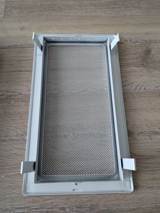 Rejilla chimenea ventilación