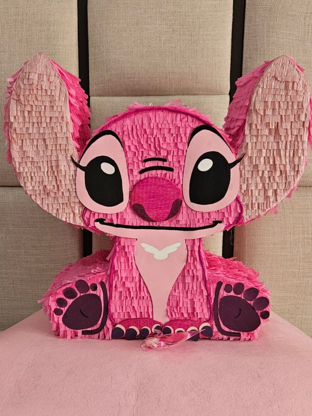 Piñata Stitch rosa