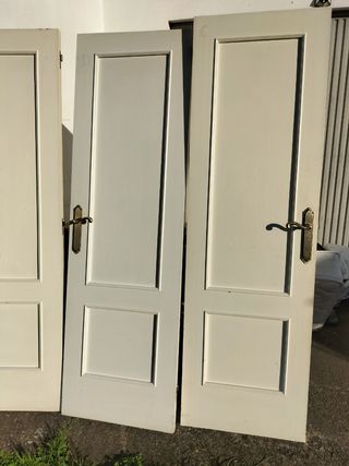 12 puertas de madera , de calidad, ver des