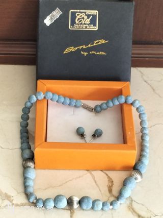 COLLAR Y PENDIENTES PIEDRA AZUL NUEVO SIN ESTRENAR