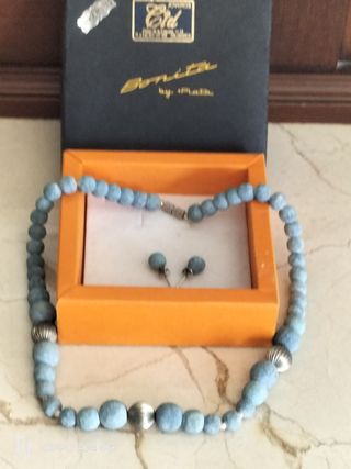 COLLAR Y PENDIENTES PIEDRA AZUL NUEVO SIN ESTRENAR